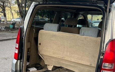 Nissan Serena II, 2002 год, 800 000 рублей, 10 фотография