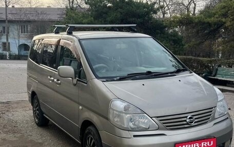 Nissan Serena II, 2002 год, 800 000 рублей, 2 фотография