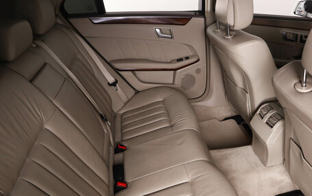 Mercedes-Benz E-Класс, 2012 год, 1 999 000 рублей, 11 фотография