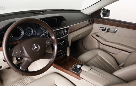 Mercedes-Benz E-Класс, 2012 год, 1 999 000 рублей, 9 фотография