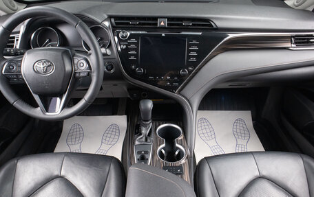 Toyota Camry, 2019 год, 2 799 000 рублей, 8 фотография