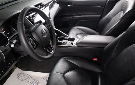 Toyota Camry, 2019 год, 2 799 000 рублей, 16 фотография