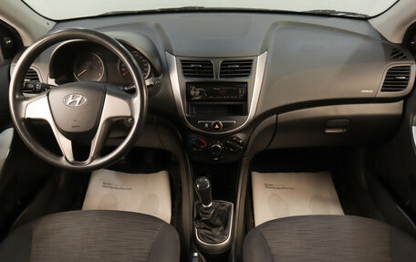 Hyundai Solaris II рестайлинг, 2016 год, 779 000 рублей, 10 фотография