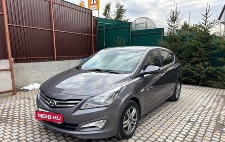 Hyundai Solaris II рестайлинг, 2016 год, 870 000 рублей, 4 фотография