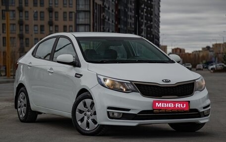 KIA Rio III рестайлинг, 2016 год, 749 000 рублей, 1 фотография