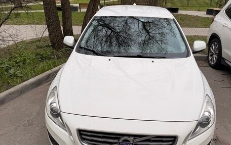 Volvo S60 III, 2012 год, 900 000 рублей, 2 фотография