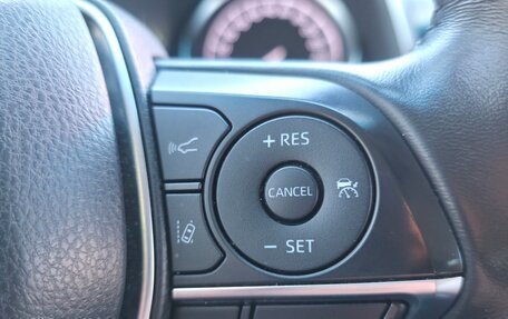 Toyota Camry, 2018 год, 2 600 000 рублей, 4 фотография