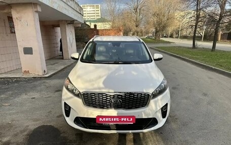 KIA Sorento III Prime рестайлинг, 2018 год, 3 000 000 рублей, 6 фотография