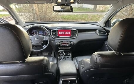 KIA Sorento III Prime рестайлинг, 2018 год, 3 000 000 рублей, 27 фотография