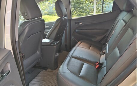 Chevrolet Bolt, 2017 год, 1 690 000 рублей, 7 фотография