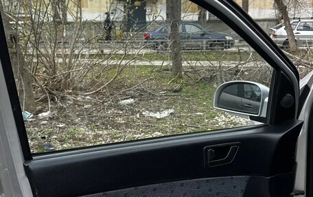 Hyundai Getz I рестайлинг, 2004 год, 360 000 рублей, 15 фотография