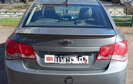Chevrolet Cruze II, 2010 год, 650 000 рублей, 5 фотография