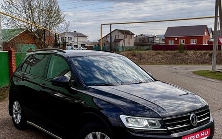 Volkswagen Tiguan II, 2019 год, 2 300 000 рублей, 6 фотография