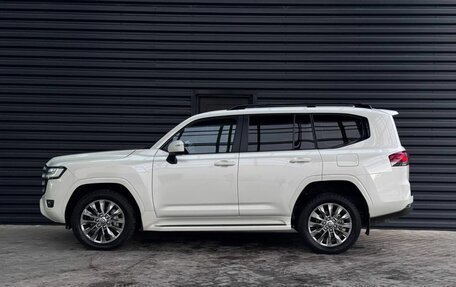 Toyota Land Cruiser, 2022 год, 12 490 000 рублей, 2 фотография