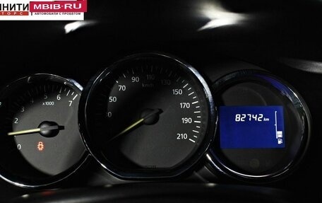 Renault Sandero II рестайлинг, 2016 год, 977 000 рублей, 13 фотография