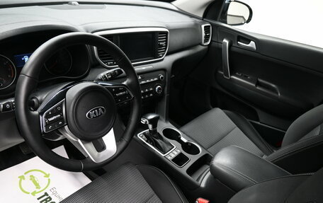 KIA Sportage IV рестайлинг, 2020 год, 2 295 000 рублей, 8 фотография