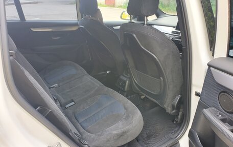 BMW 2 серия Grand Tourer F46 рестайлинг, 2015 год, 1 500 000 рублей, 9 фотография