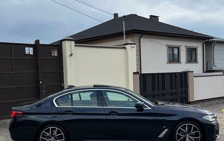 BMW 5 серия, 2020 год, 4 640 000 рублей, 3 фотография