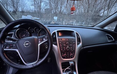 Opel Astra J, 2011 год, 670 000 рублей, 8 фотография