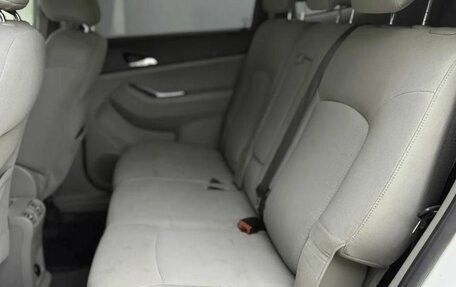 Chevrolet Orlando I, 2012 год, 1 010 000 рублей, 18 фотография