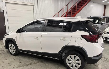 Toyota Yaris XP150 рестайлинг, 2021 год, 1 370 000 рублей, 6 фотография