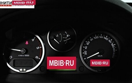 Land Rover Freelander II рестайлинг 2, 2011 год, 1 197 000 рублей, 15 фотография