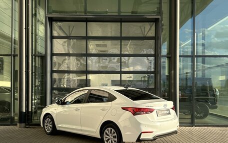 Hyundai Solaris II рестайлинг, 2020 год, 1 350 000 рублей, 2 фотография