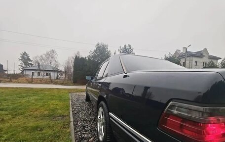 Mercedes-Benz E-Класс, 1994 год, 550 000 рублей, 8 фотография