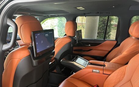 Lexus LX, 2023 год, 17 000 000 рублей, 5 фотография