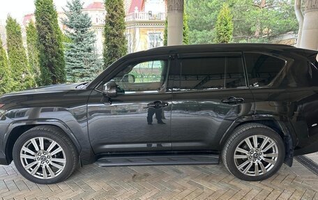 Lexus LX, 2023 год, 17 000 000 рублей, 2 фотография