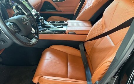 Lexus LX, 2023 год, 17 000 000 рублей, 10 фотография