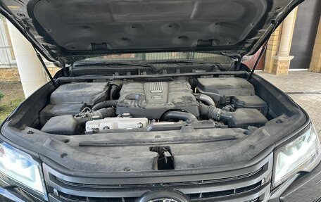 Lexus LX, 2023 год, 17 000 000 рублей, 23 фотография