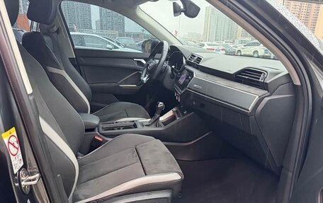 Audi Q3, 2022 год, 2 620 000 рублей, 10 фотография