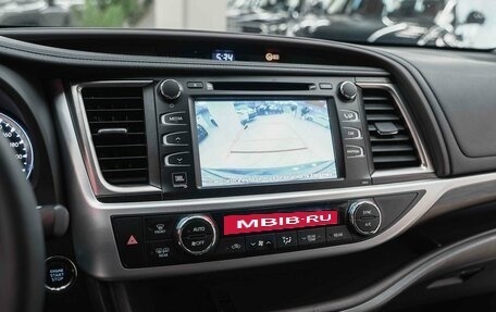 Toyota Highlander III, 2014 год, 2 550 000 рублей, 10 фотография