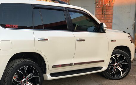 Toyota Land Cruiser 200, 2015 год, 6 150 000 рублей, 1 фотография