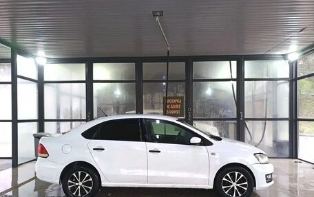 Volkswagen Polo VI (EU Market), 2015 год, 415 000 рублей, 5 фотография