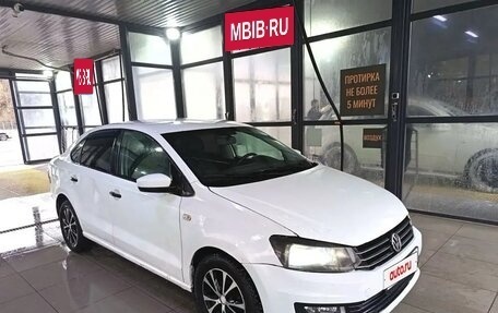 Volkswagen Polo VI (EU Market), 2015 год, 415 000 рублей, 2 фотография