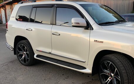 Toyota Land Cruiser 200, 2015 год, 6 150 000 рублей, 2 фотография