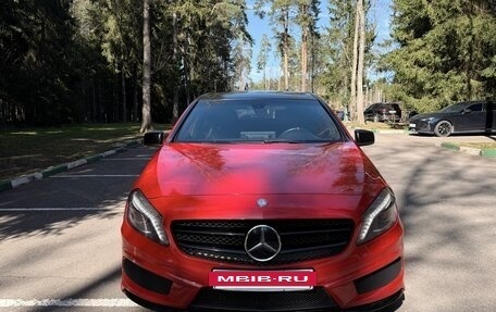 Mercedes-Benz A-Класс, 2014 год, 1 600 000 рублей, 2 фотография