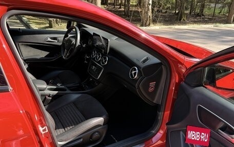 Mercedes-Benz A-Класс, 2014 год, 1 600 000 рублей, 14 фотография