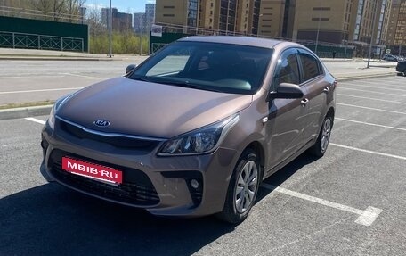 KIA Rio IV, 2018 год, 1 300 000 рублей, 4 фотография