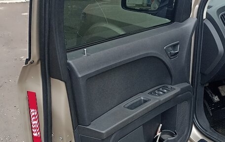 Dodge Journey I, 2008 год, 985 000 рублей, 24 фотография