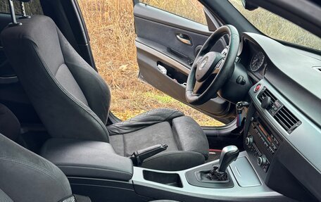 BMW 3 серия, 2010 год, 1 090 000 рублей, 3 фотография