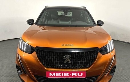 Peugeot 2008 II, 2021 год, 2 250 000 рублей, 2 фотография