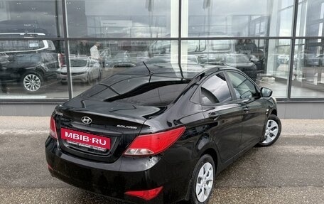 Hyundai Solaris II рестайлинг, 2015 год, 880 000 рублей, 4 фотография