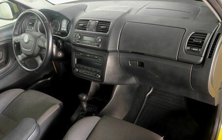 Skoda Fabia II, 2010 год, 710 000 рублей, 11 фотография