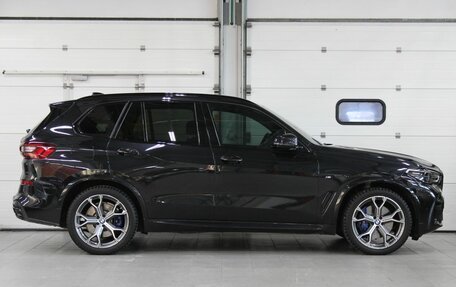 BMW X5, 2021 год, 9 100 000 рублей, 5 фотография
