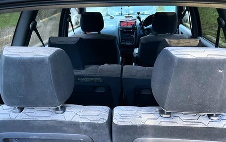 Toyota Ipsum II, 1999 год, 350 000 рублей, 10 фотография