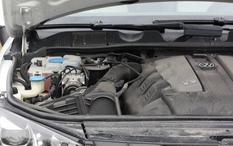 Volkswagen Touareg III, 2013 год, 2 650 000 рублей, 38 фотография