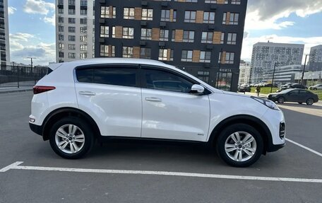 KIA Sportage IV рестайлинг, 2017 год, 2 300 000 рублей, 6 фотография